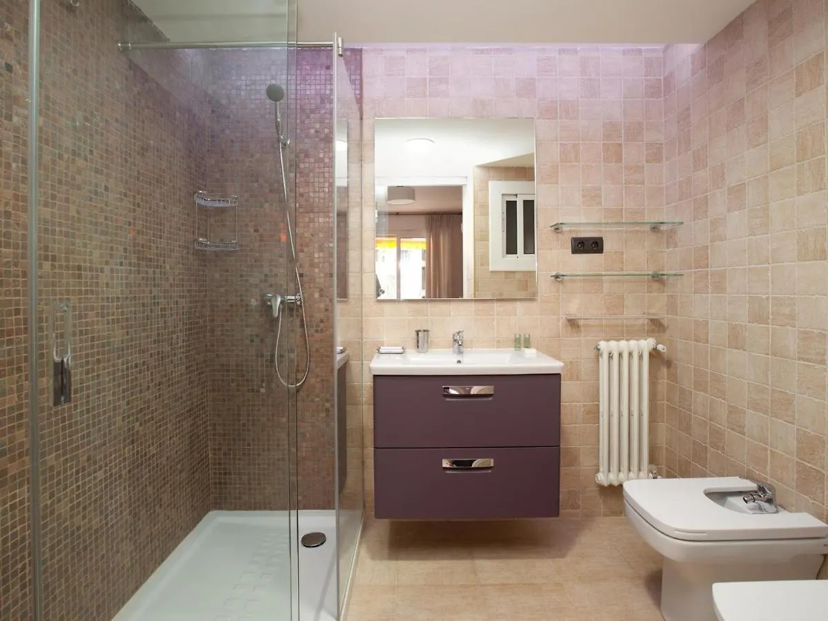Apartment Ferienwohnung Click&Flat Luxury Mistral Barcelona